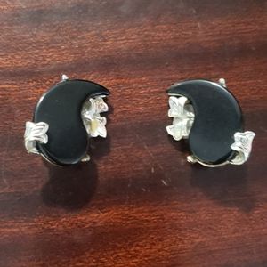 True Vintage Black Clip-on Earrings